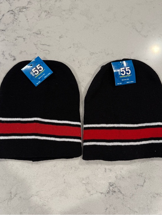 mb55 Other - NWT- mb55 (2) Thermalsport Beanie Hat - Black & Red- One Size